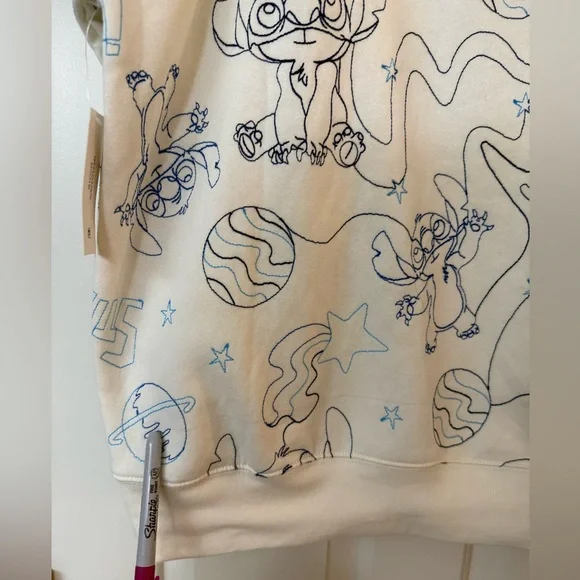 Disney Stitch All Over Print Hoodie XL NWT – See Flaw - Picture 10 of 14